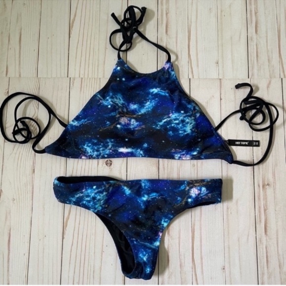 Hot Topic reversible bikini NWOT - Picture 1 of 10
